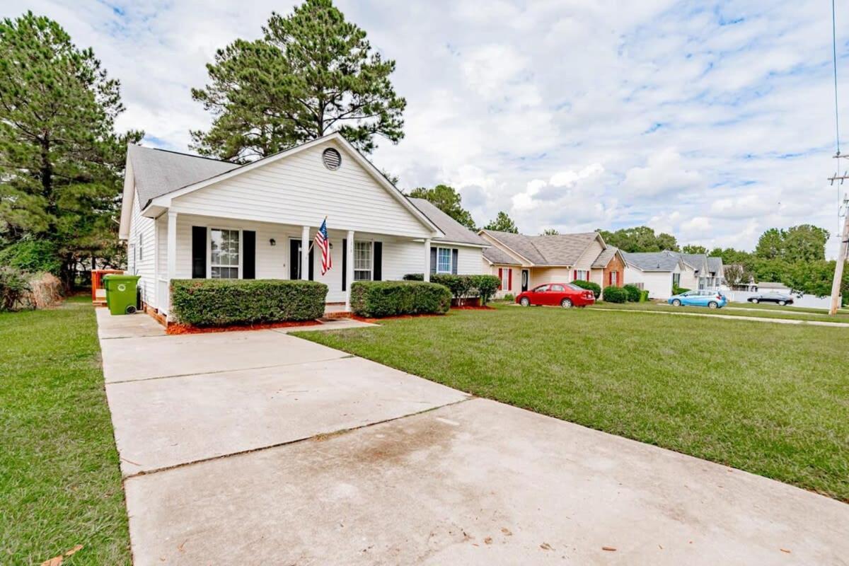 Idyllic In Irmo-Close To Lake Murray-Ft Jackson-Outdoor Adventures エクステリア 写真